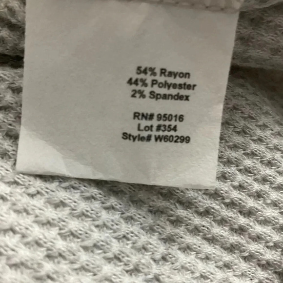 Straight Down Grey Cowl Neck Long Sleeve Waffle‎ Knit Sweater Small - Picture 8 of 9